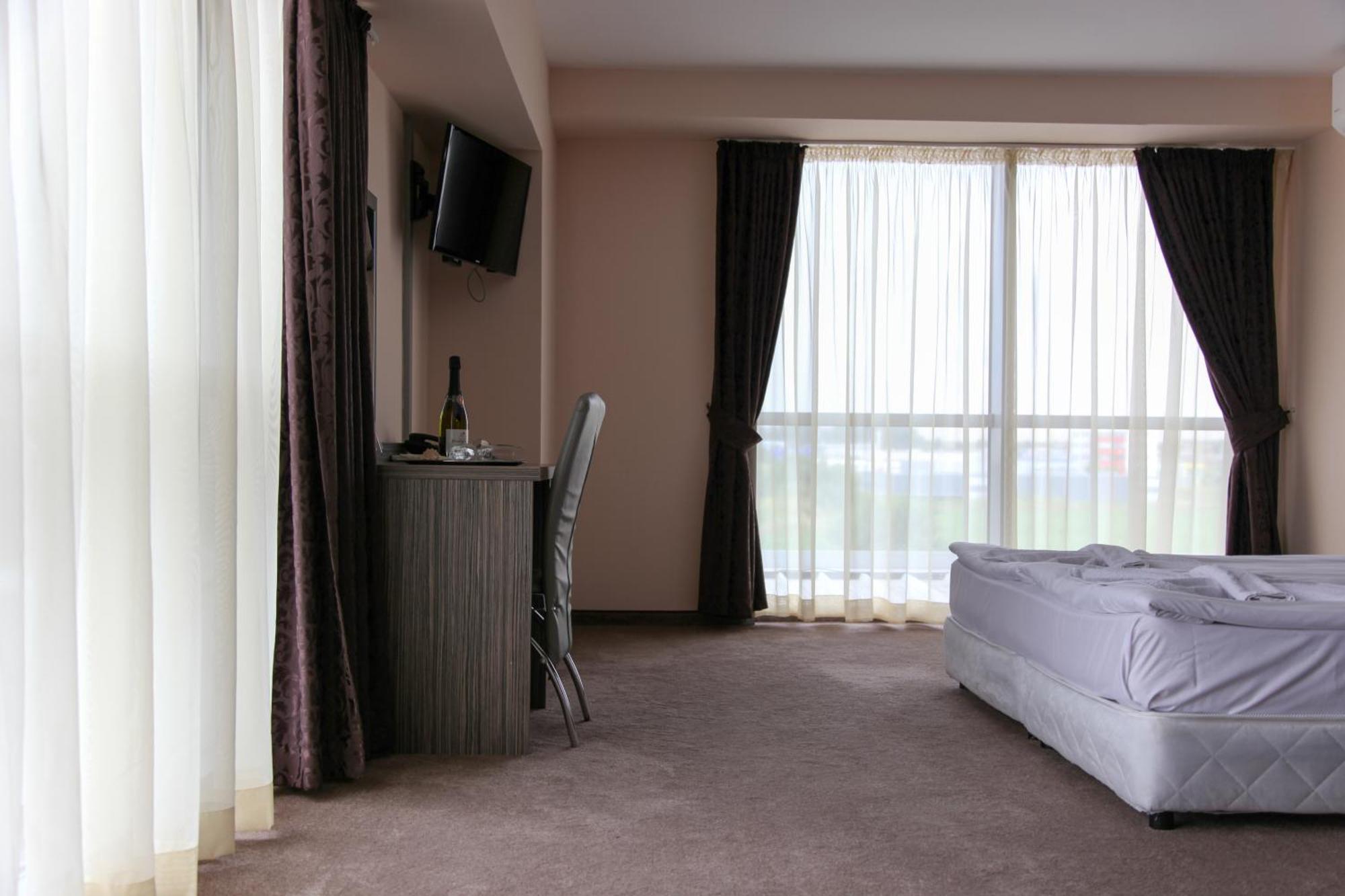 Hotel City Burgas ภายนอก รูปภาพ