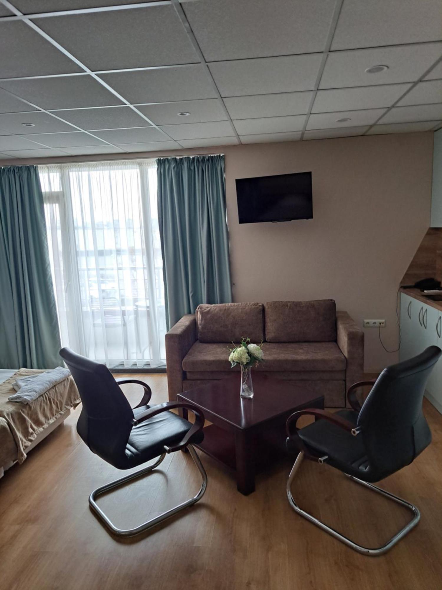 Hotel City Burgas ภายนอก รูปภาพ