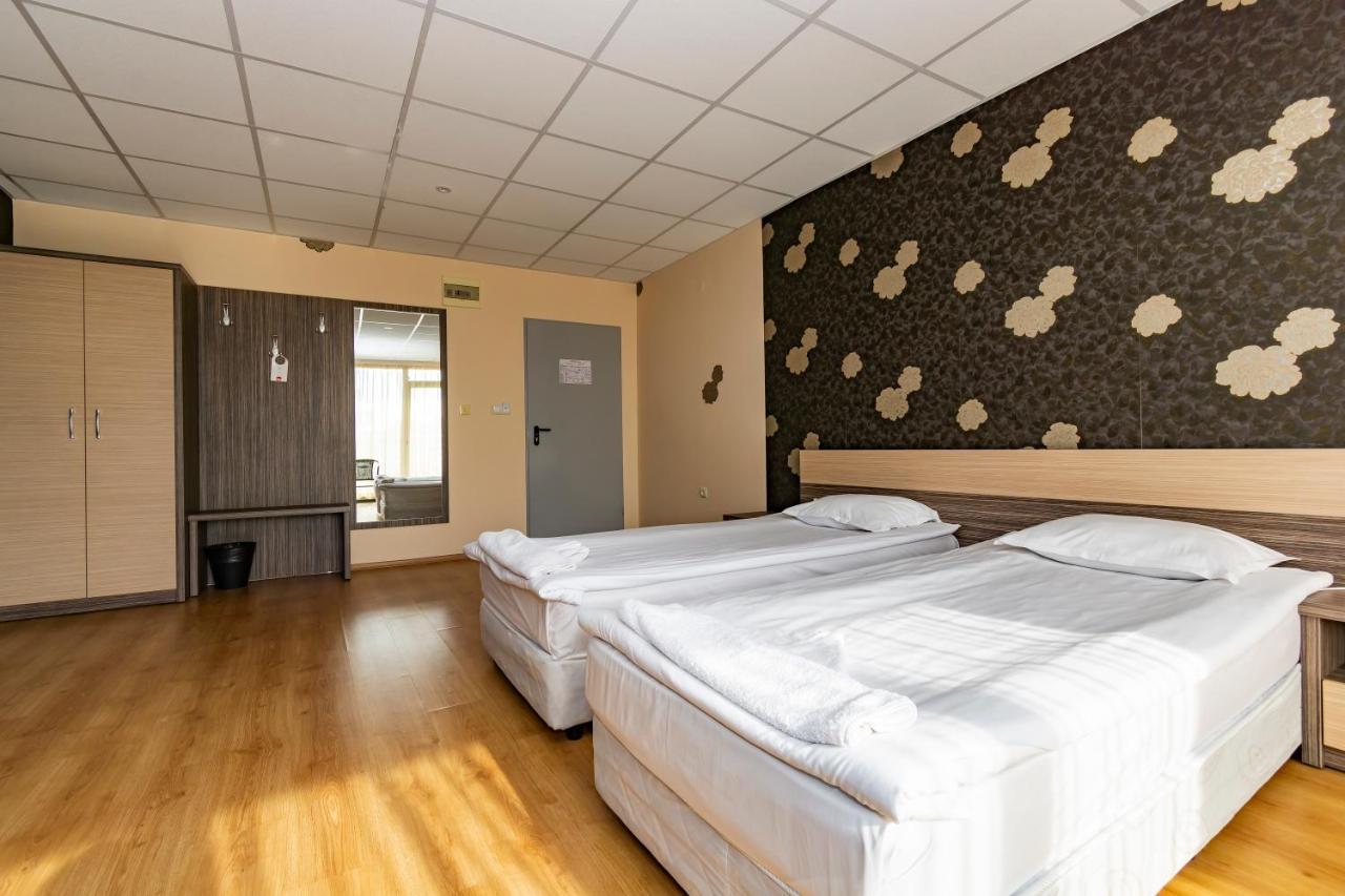Hotel City Burgas ภายนอก รูปภาพ